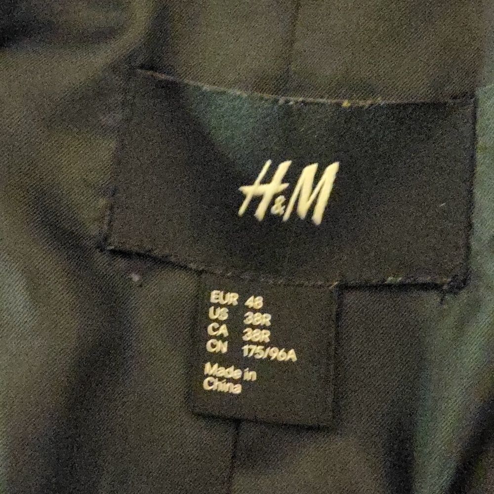 🤩 H&M gray blazer 🤩 2 for $20 - Picture 2 of 6